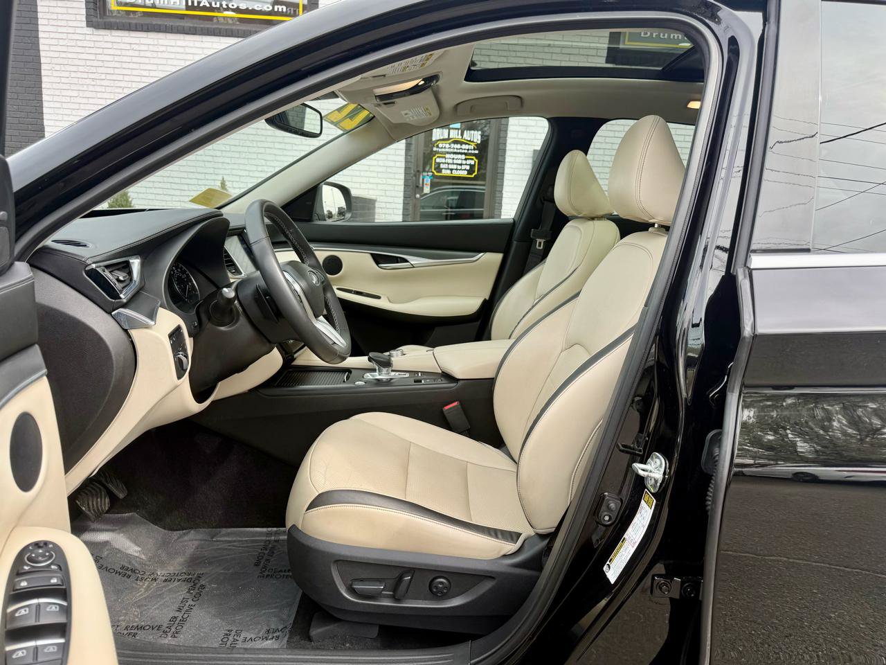 Used 2022 INFINITI QX50 Luxe w/ Cargo Package AWD/4WD image 15