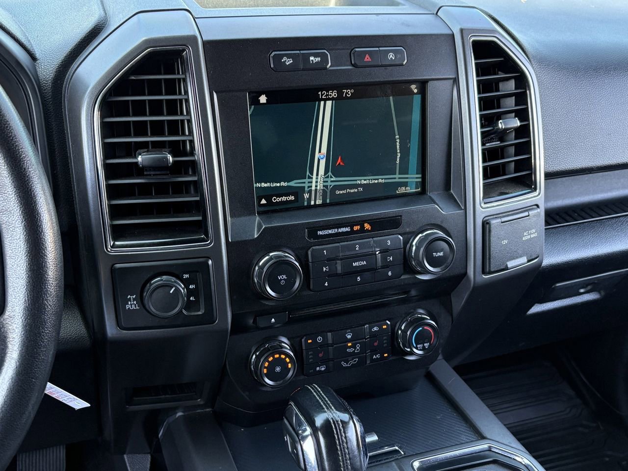 Used 2018 Ford F150 XLT w/ Equipment Group 302A Luxury AWD/4WD image 19