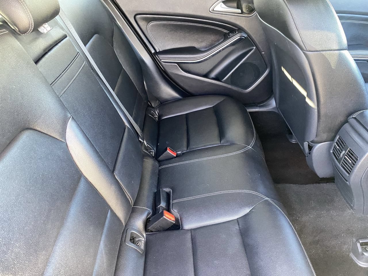 Used 2016 Mercedes-Benz GLA 250 image 12