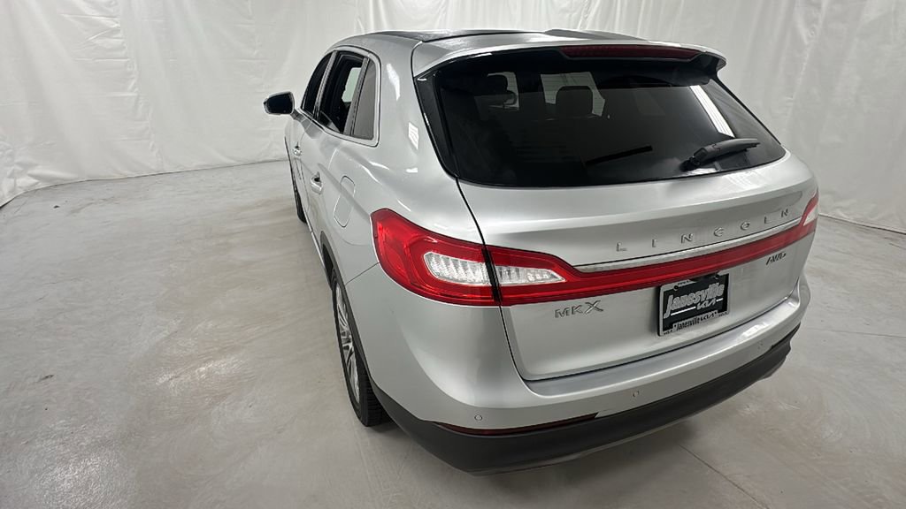 Used 2016 Lincoln MKX Reserve w/ Climate Package image 5