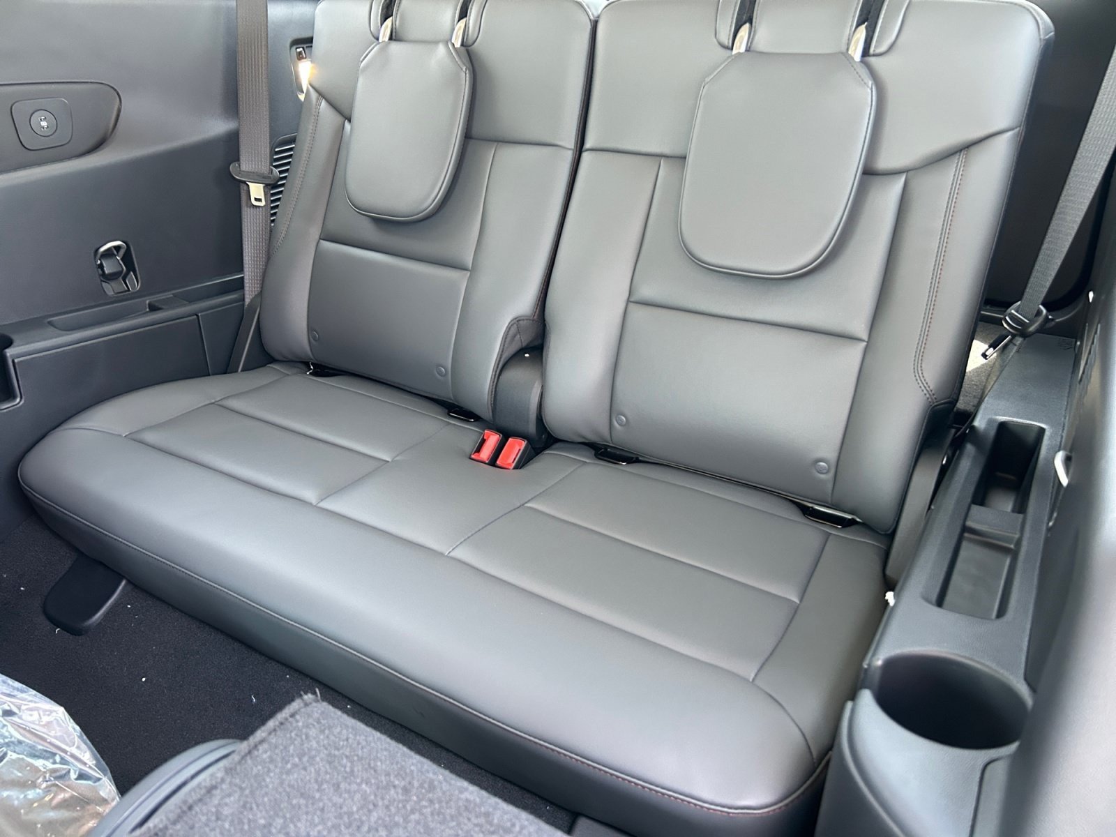New 2026 Ford Explorer Active w/ Active Comfort Package RWD image 31