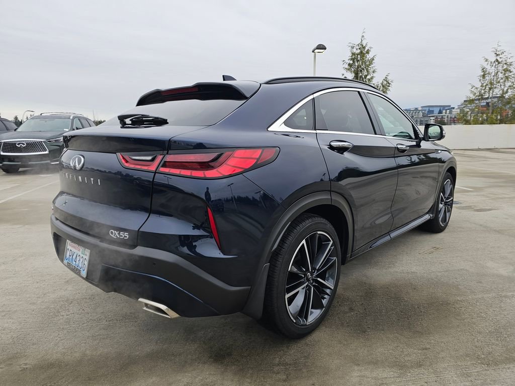 Certified 2023 INFINITI QX55 Essential image 8