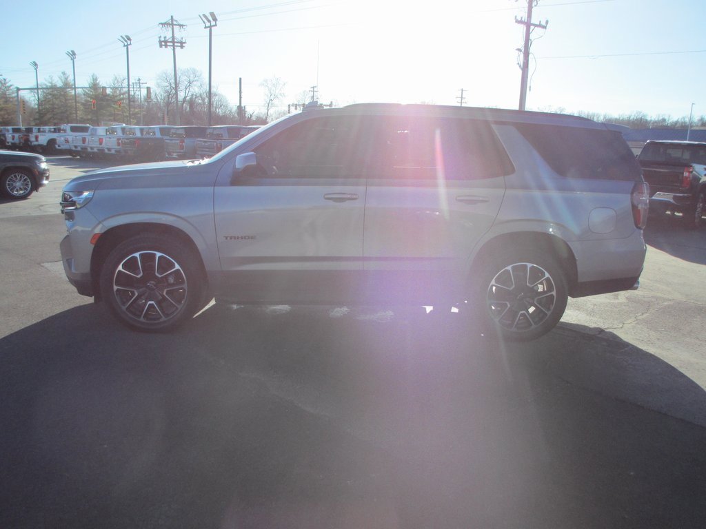 Used 2023 Chevrolet Tahoe RST w/ Sport Performance Package image 11