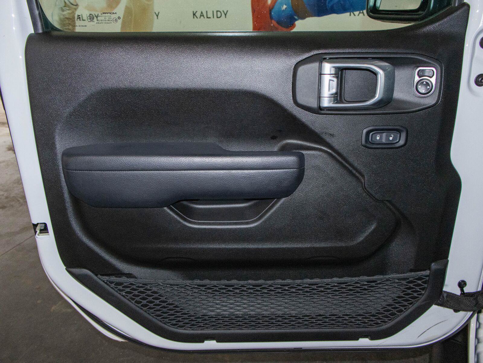 Used 2024 Jeep Gladiator Sport AWD/4WD image 10