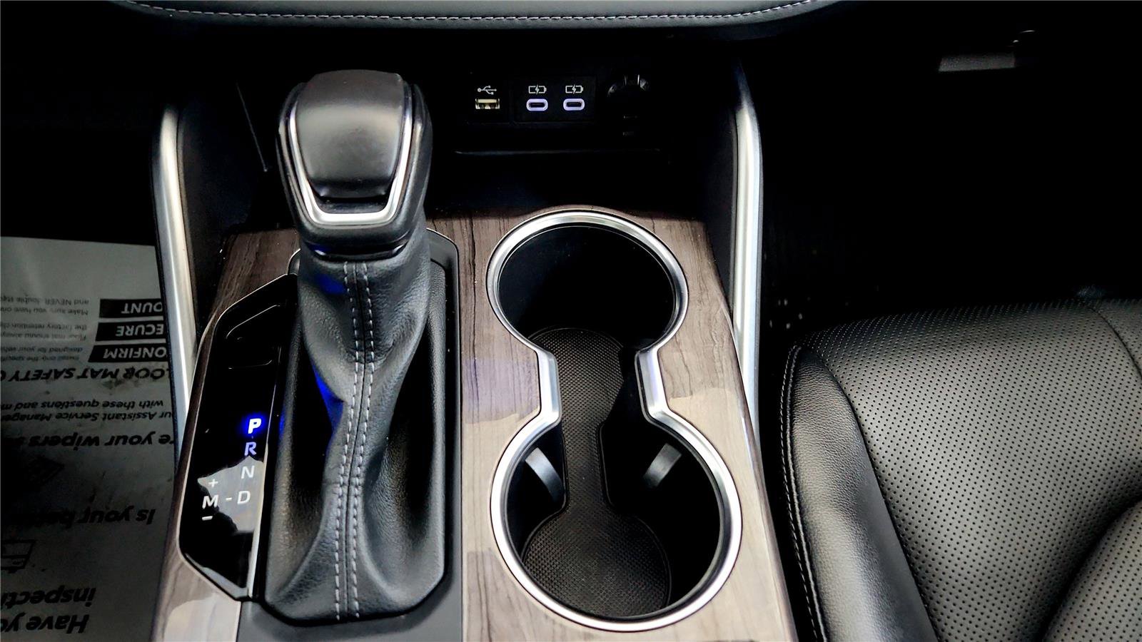 Certified 2025 Toyota Highlander Platinum image 30