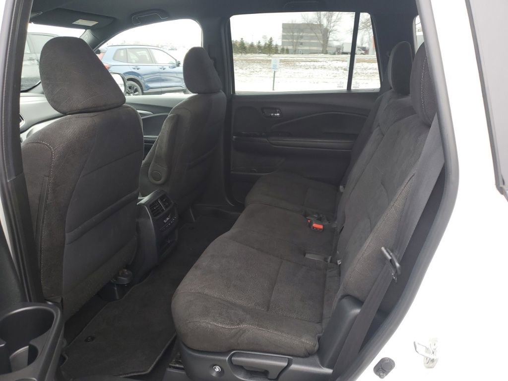 Used 2022 Honda Pilot Sport image 26