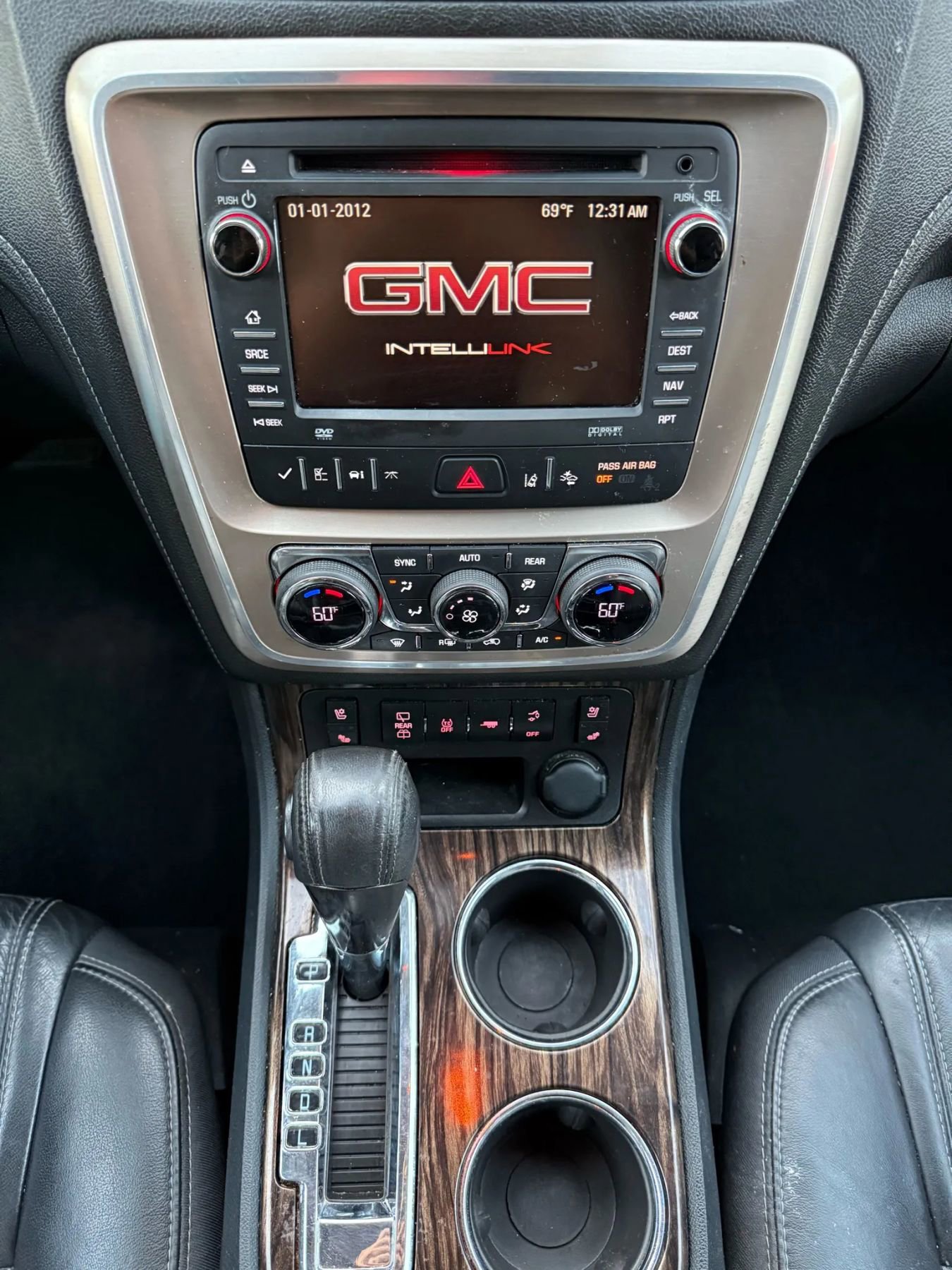 Used 2014 GMC Acadia Denali image 11