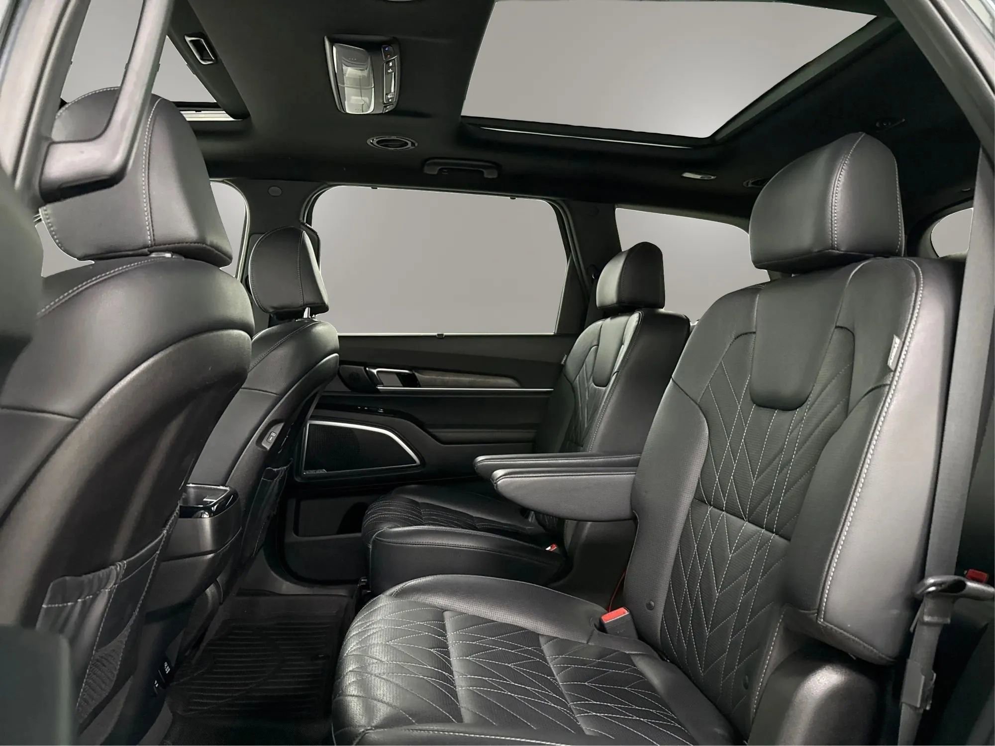 Used 2023 Kia Telluride AWD image 10