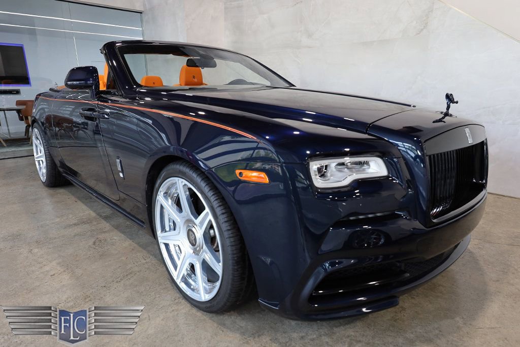 Used 2017 Rolls-Royce Dawn image 12