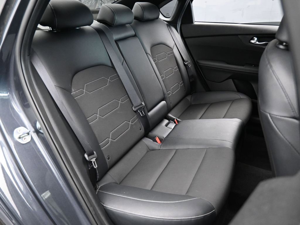 Used 2023 Kia Forte GT-Line image 42