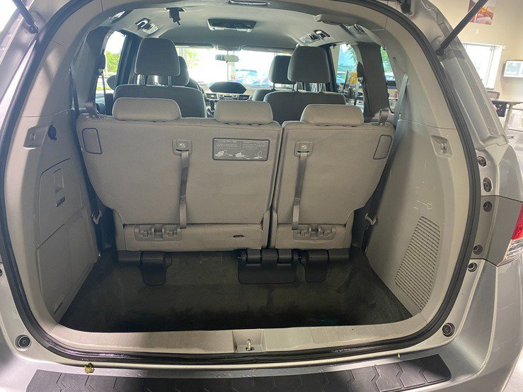 Used 2016 Honda Odyssey SE image 19