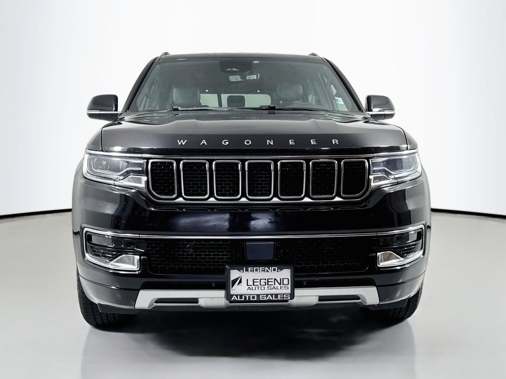 Used 2024 Jeep Wagoneer L Series II RWD image 2