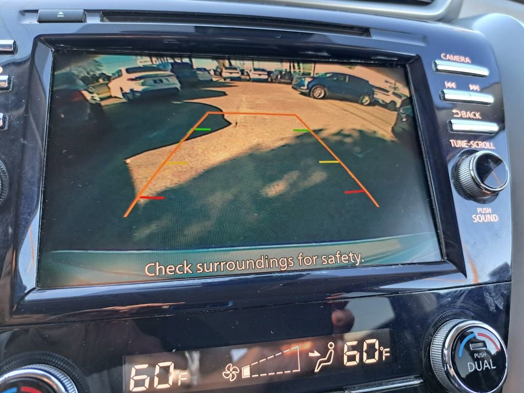 Used 2023 Nissan Murano SV image 10