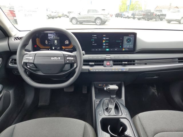 Used 2025 Kia K4 FWD image 28