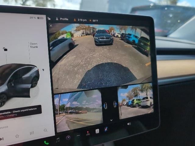 Used 2023 Tesla Model Y Long Range image 14