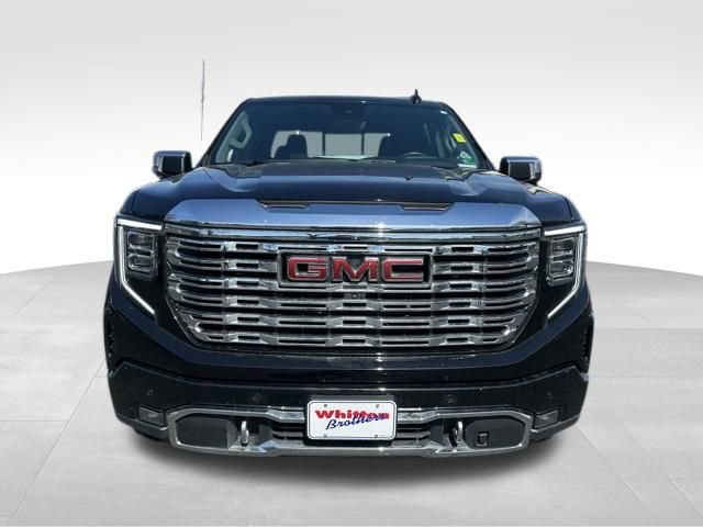 Used 2023 GMC Sierra 1500 Denali w/ Denali Reserve Package AWD/4WD image 13