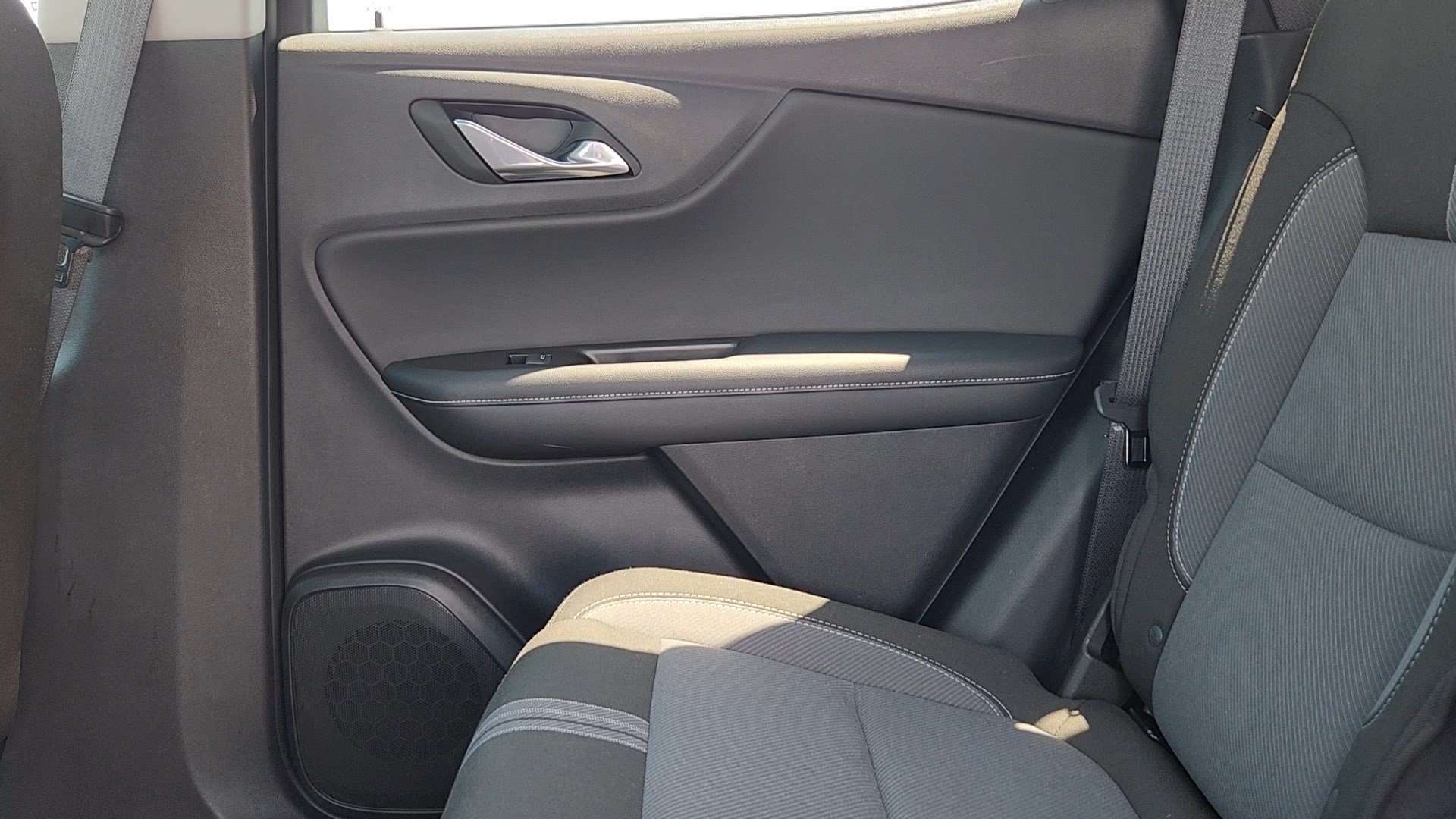 Used 2025 Chevrolet Blazer LT AWD/4WD image 16