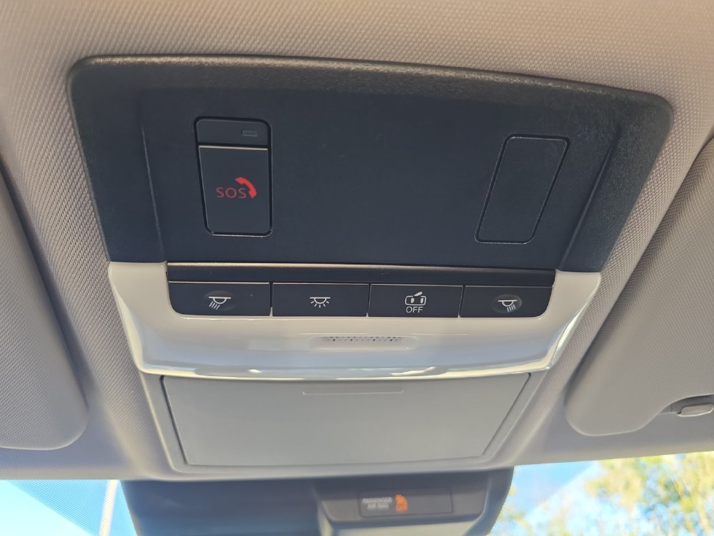 Used 2024 Mitsubishi Outlander SEL AWD/4WD image 36