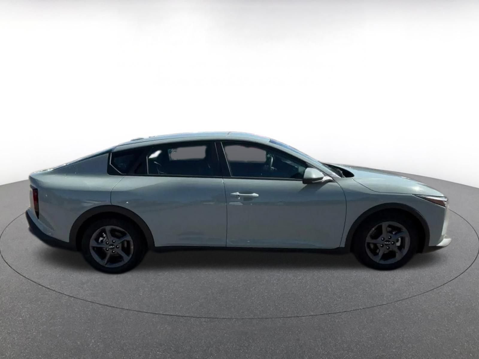 Used 2026 Kia K4 FWD image 15