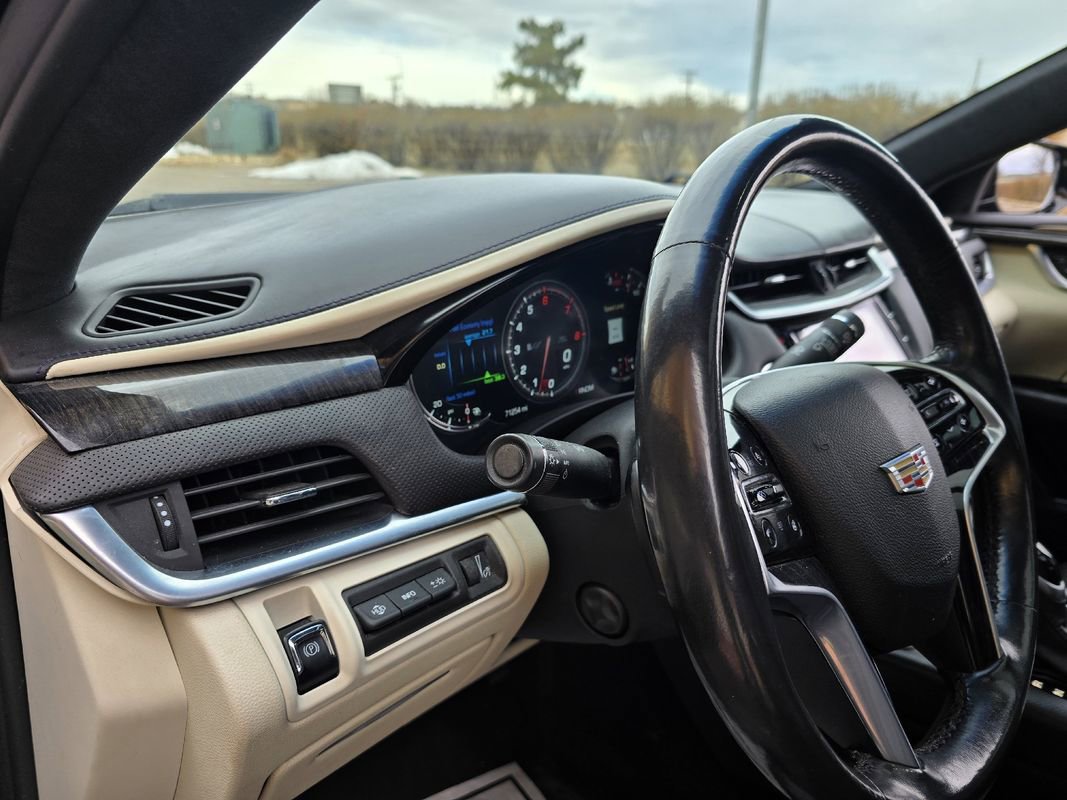 Used 2016 Cadillac XTS Vsport Platinum image 12