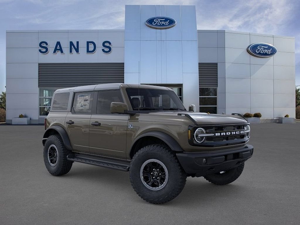 New 2026 Ford Bronco Outer Banks w/ Sasquatch Package AWD/4WD image 7