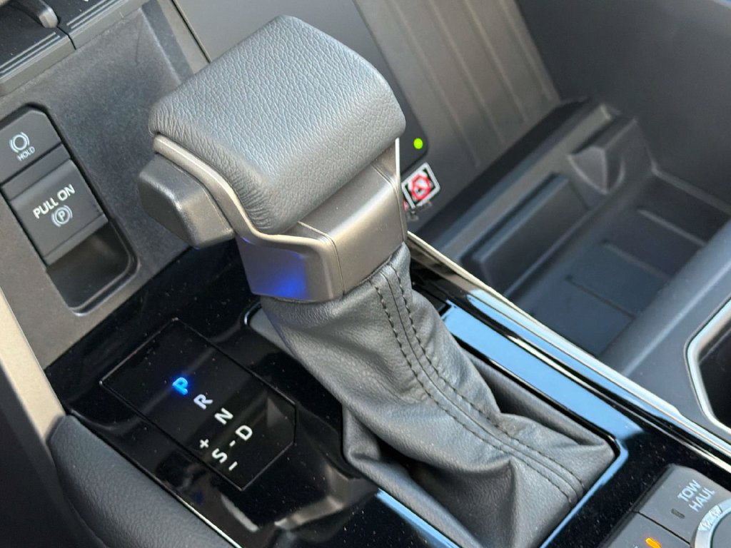 Used 2026 Toyota Tundra Limited AWD/4WD image 16