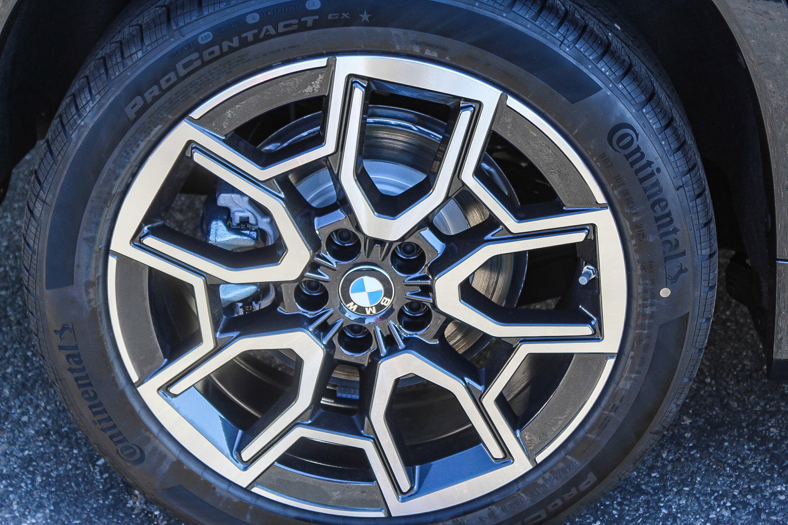 New 2026 BMW X1 xDrive28i w/ Convenience Package image 11