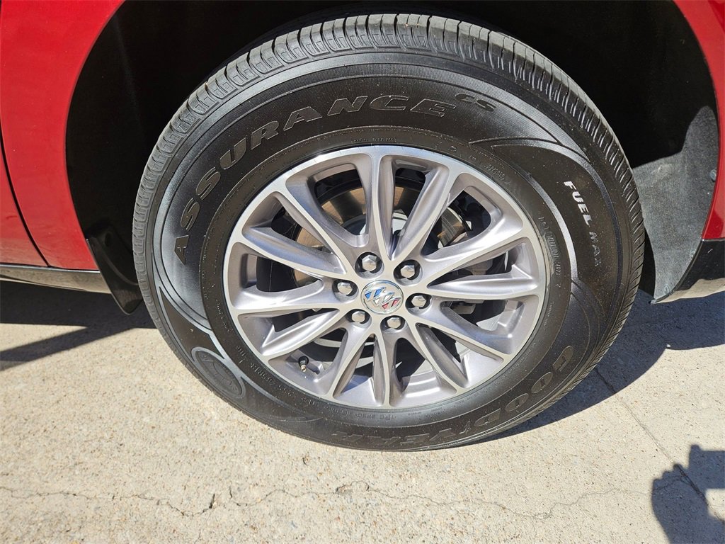 Used 2024 Buick Enclave Premium image 27