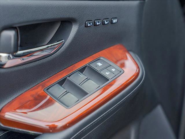 Used 2010 Lexus HS 250h Premium image 18