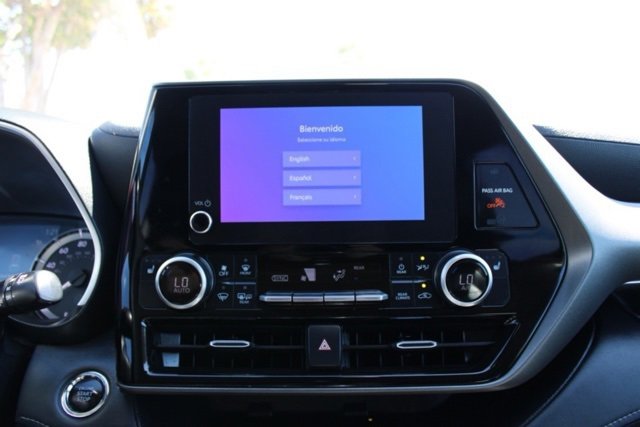 Used 2023 Toyota Highlander L image 20