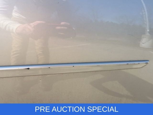 Used 2015 Chevrolet Malibu LT w/ Power Convenience Package image 11