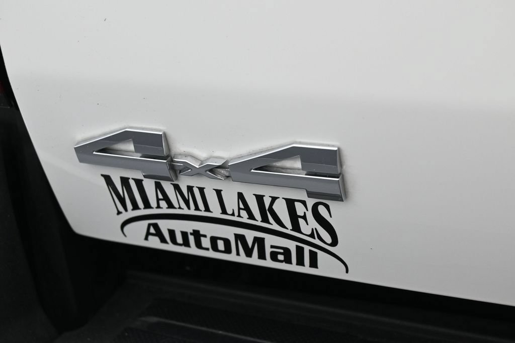 Used 2025 Toyota Tacoma SR5 AWD/4WD image 35
