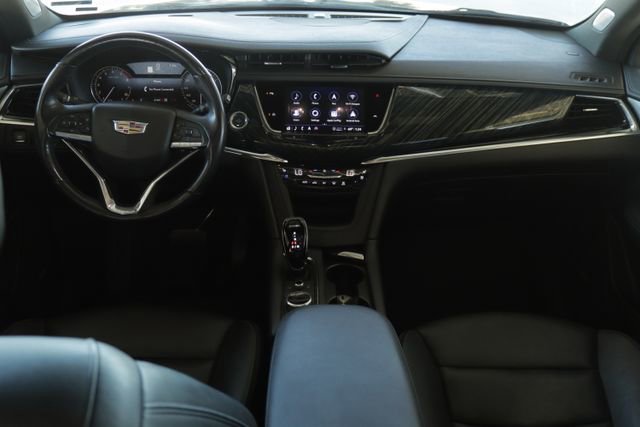 Used 2023 Cadillac XT6 Premium Luxury image 32