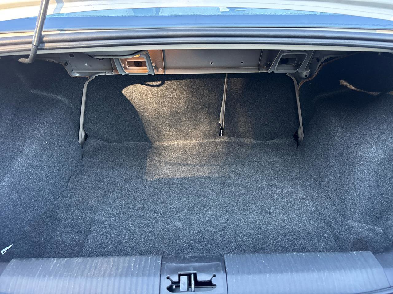 Used 2011 Ford Focus SE image 14