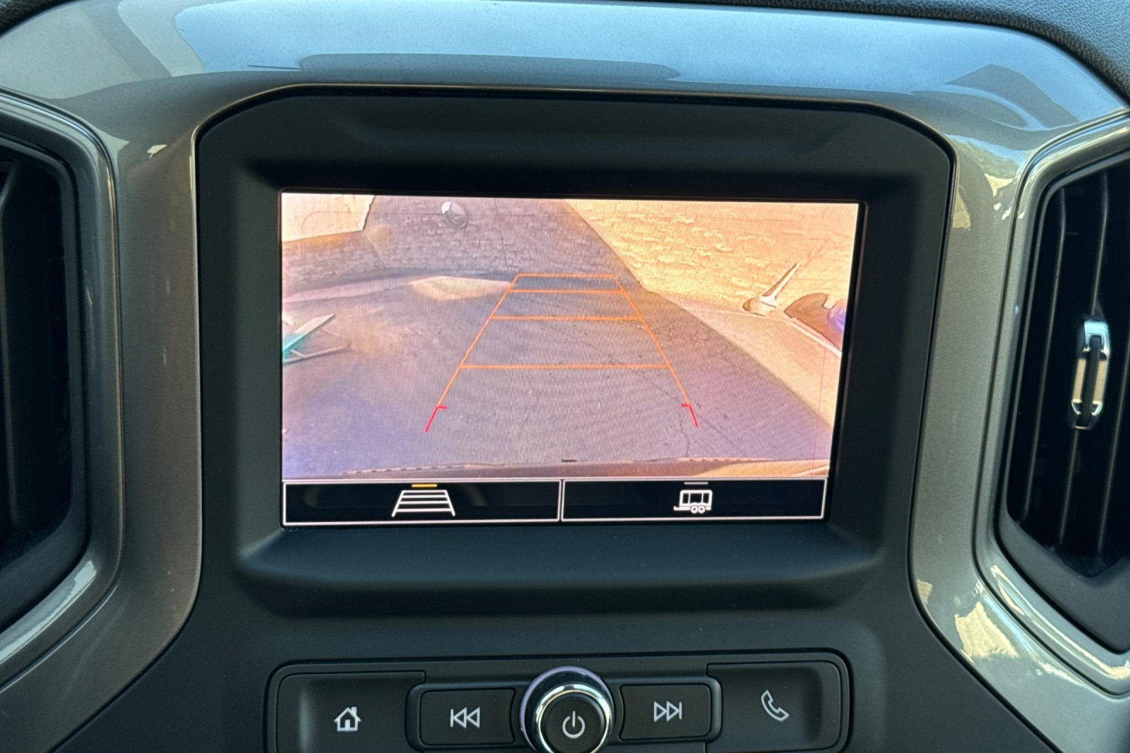 Used 2022 Chevrolet Silverado 1500 Custom RWD image 15
