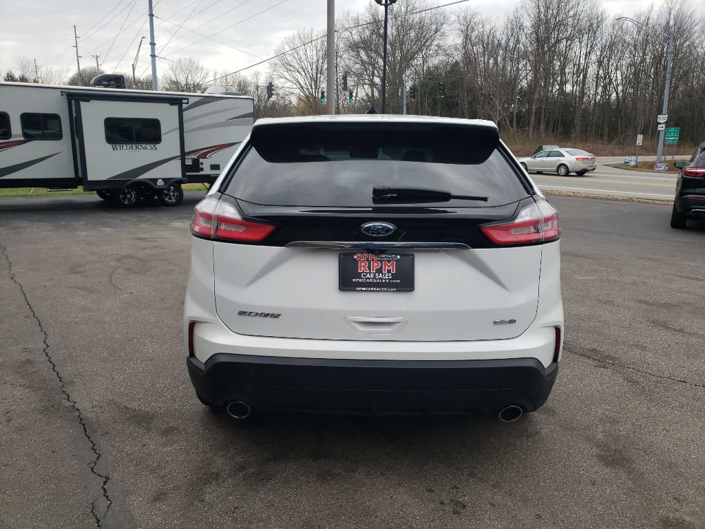 Used 2019 Ford Edge SE image 5