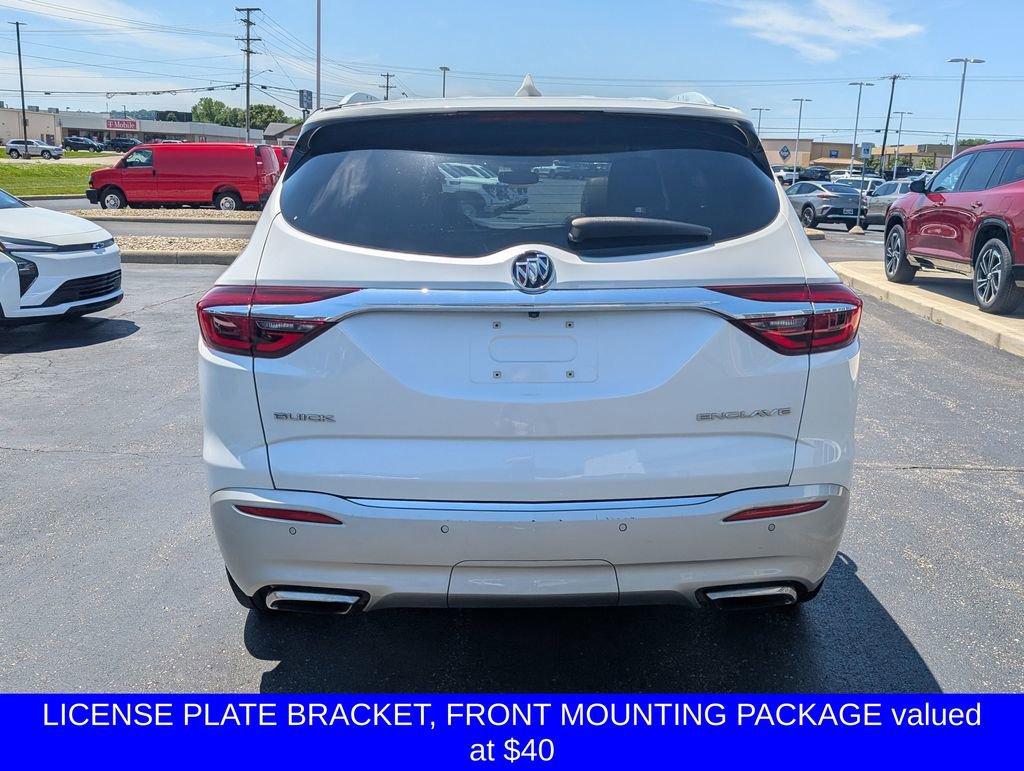 Used 2018 Buick Enclave Premium w/ Experience Buick Package FWD image 6