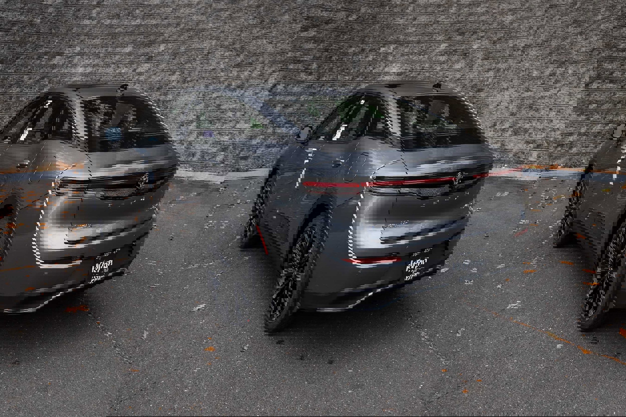 New 2026 Toyota Crown Platinum image 4