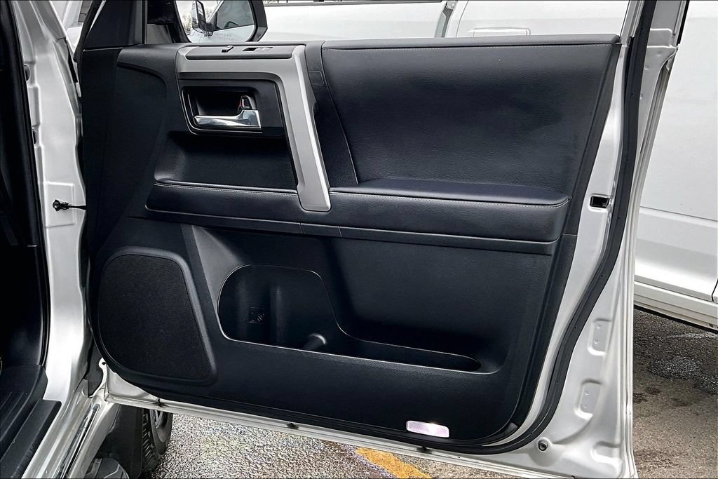 Used 2023 Toyota 4Runner Limited RWD image 27