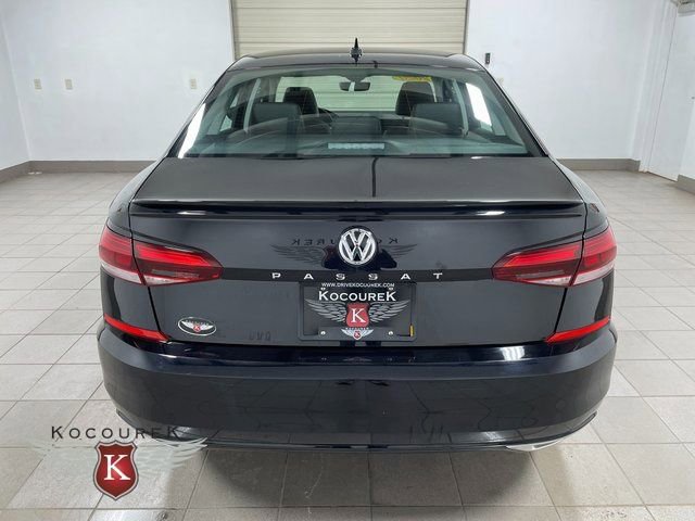 Used 2020 Volkswagen Passat 2.0T R-Line FWD image 5