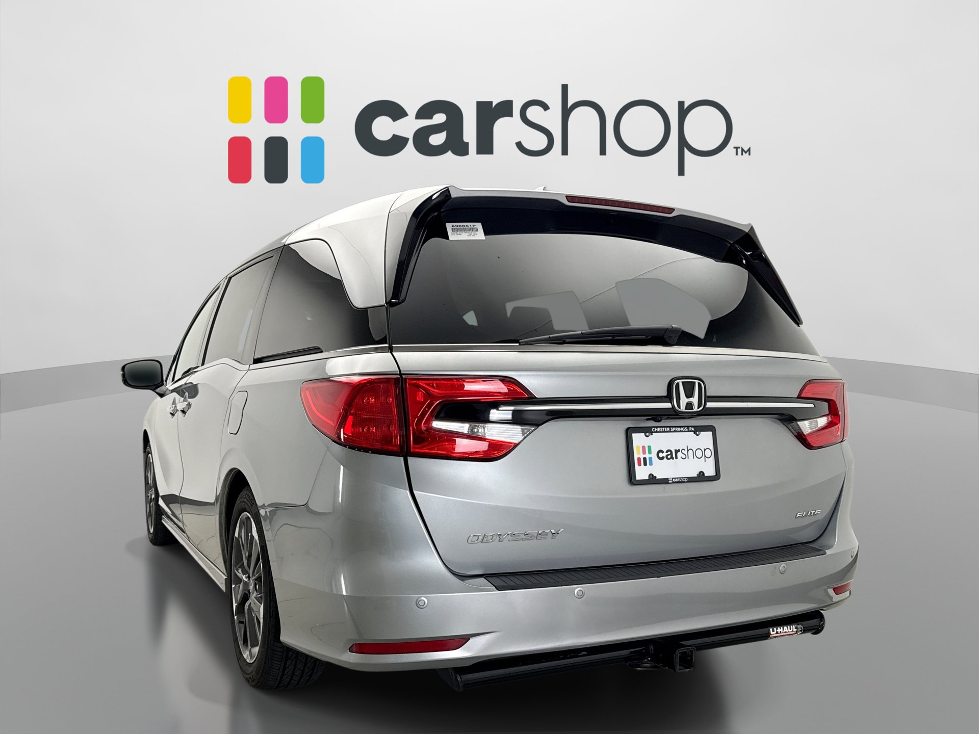 Used 2023 Honda Odyssey Elite image 3