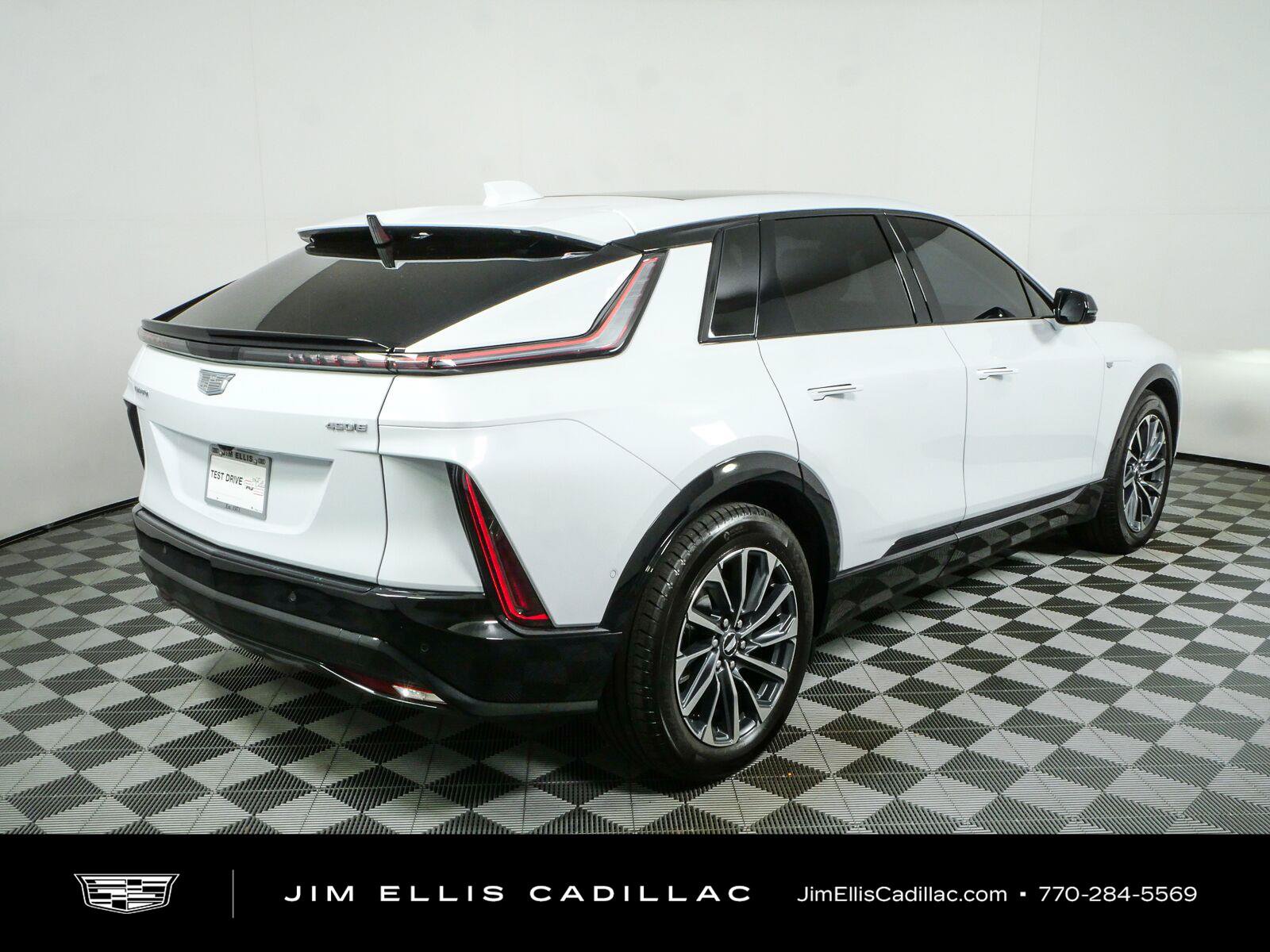 Used 2026 Cadillac Lyriq Sport RWD image 3