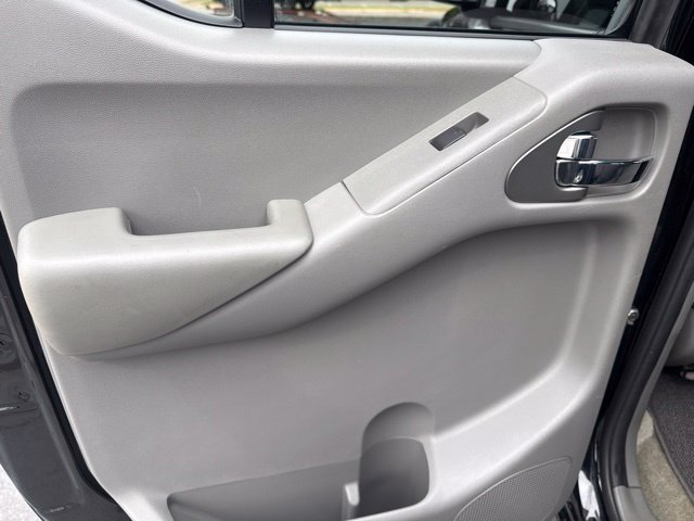 Used 2018 Nissan Frontier SV w/ Value Truck Package RWD image 23