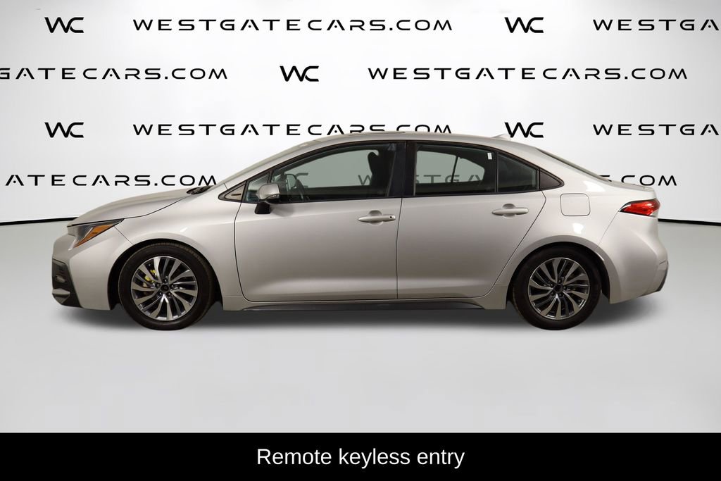 Used 2020 Toyota Corolla SE w/ SE Premium Package image 5