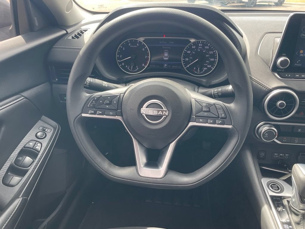 Used 2025 Nissan Sentra SV FWD image 13