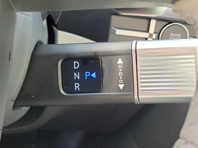 New 2026 Hyundai Santa Fe SE FWD image 8