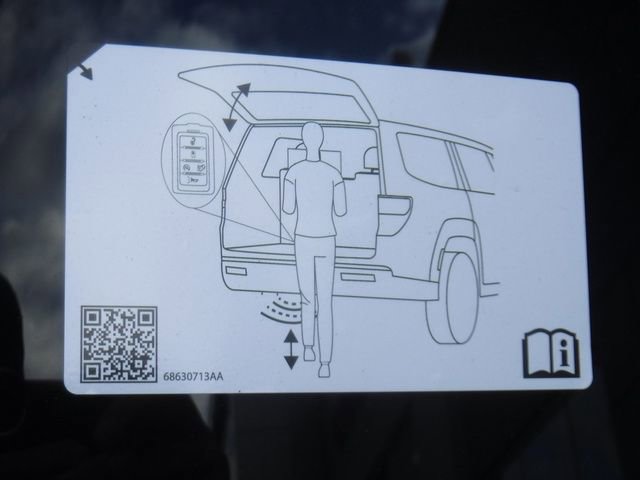 New 2025 Jeep Wagoneer Series II image 13