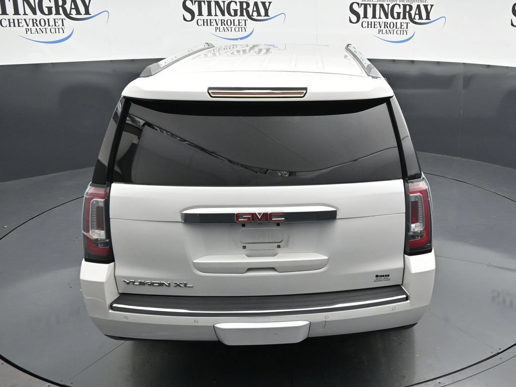 Used 2020 GMC Yukon XL Denali w/ Enhanced Security Package RWD image 23