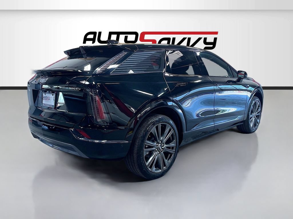 Used 2025 Cadillac Optiq Sport 2 AWD/4WD image 7