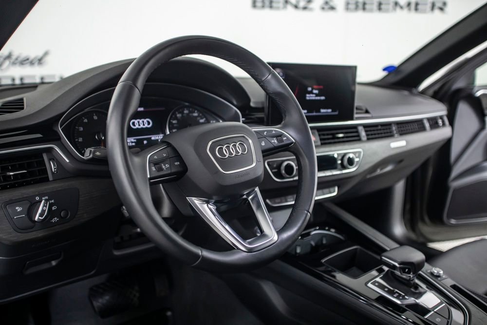 Used 2024 Audi A4 2.0T Premium w/ Convenience Package image 25